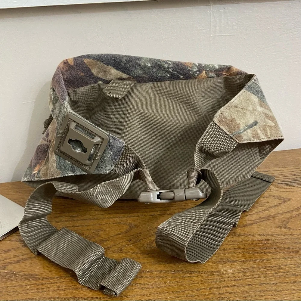 Fieldline Camo Hunting Waist Belt Bag Fanny Pack Waist Pack Adjustable - Picture 2 of 6